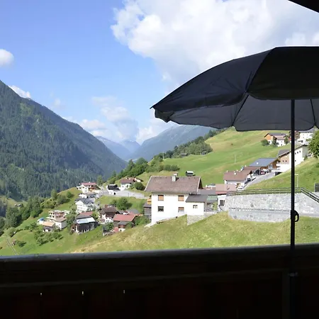 Ferienglueck By Interhome 卡普尔